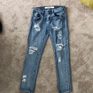 Distressed boyfriend jeans